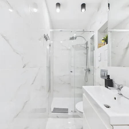 Superapart Polna 30 - Blisko Metra Politechnika Varšava