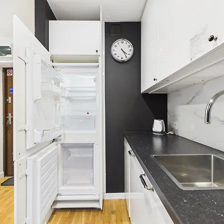 Superapart Polna 30 - Blisko Metra Politechnika * Varšava