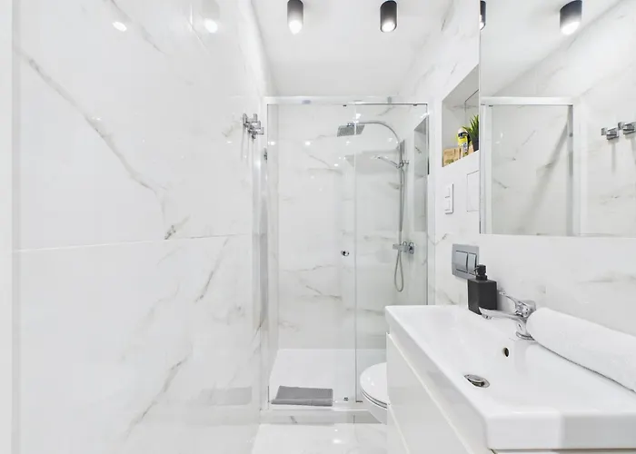 Superapart Polna 30 - Blisko Metra Politechnika Varšava