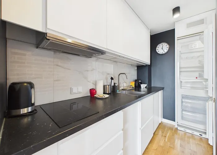 Superapart Polna 30 - Blisko Metra Politechnika Apartmán Varšava