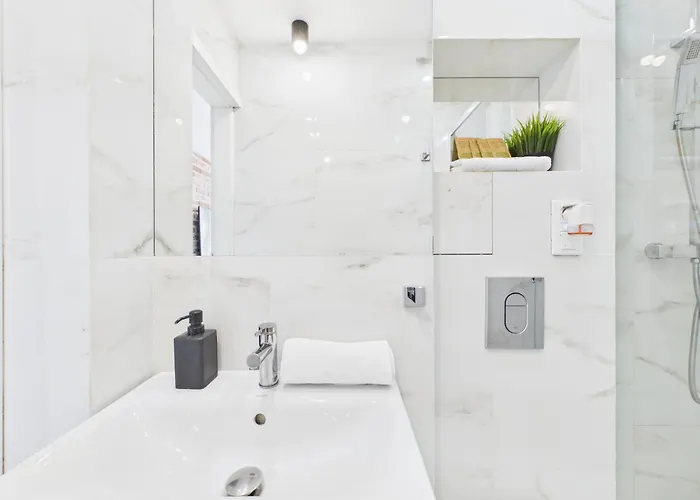 Superapart Polna 30 - Blisko Metra Politechnika Apartmán