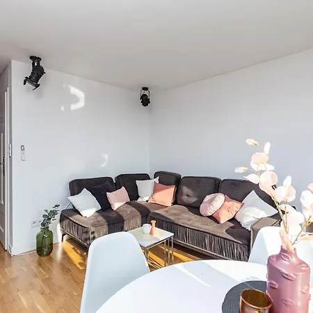 Superapart Polna 30 - Blisko Metra Politechnika